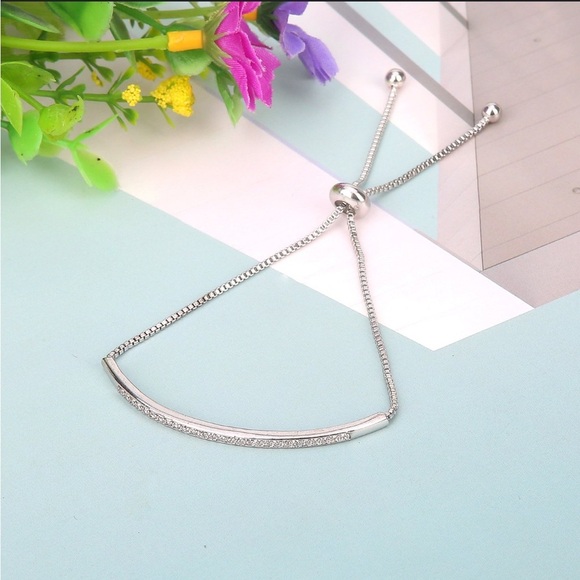 SWAROVSKI CRYSTAL BAR RHODIUM PLATED BRACELET - Picture 1 of 6